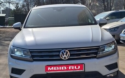 Volkswagen Tiguan II, 2020 год, 2 450 000 рублей, 1 фотография