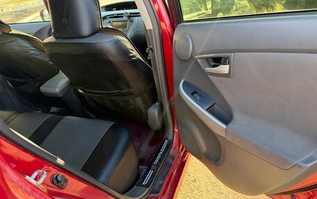 Toyota Prius, 2010 год, 1 000 000 рублей, 5 фотография