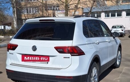 Volkswagen Tiguan II, 2020 год, 2 450 000 рублей, 3 фотография