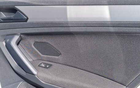 Volkswagen Tiguan II, 2020 год, 2 450 000 рублей, 12 фотография