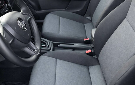 Skoda Rapid I, 2018 год, 1 089 000 рублей, 6 фотография