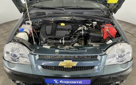 Chevrolet Niva I рестайлинг, 2015 год, 750 000 рублей, 4 фотография