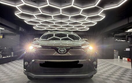 Toyota RAV4, 2016 год, 2 520 000 рублей, 2 фотография