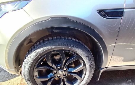 Land Rover Discovery Sport I рестайлинг, 2017 год, 2 250 000 рублей, 8 фотография