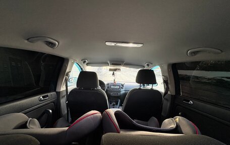 Volkswagen Golf Plus II, 2010 год, 850 000 рублей, 17 фотография