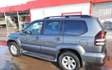 Toyota Land Cruiser Prado 120 рестайлинг, 2008 год, 2 650 000 рублей, 2 фотография