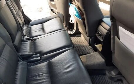 Toyota Land Cruiser Prado 120 рестайлинг, 2008 год, 2 650 000 рублей, 9 фотография