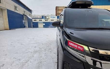 Toyota Noah III, 2018 год, 2 700 000 рублей, 10 фотография