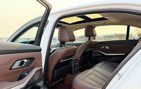 BMW 3 серия, 2023 год, 3 810 000 рублей, 23 фотография