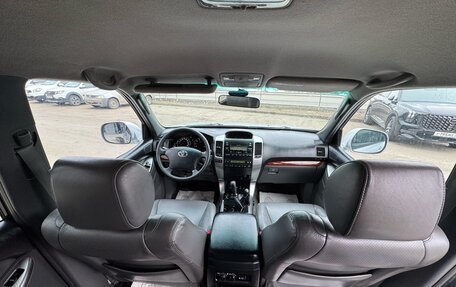 Toyota Land Cruiser Prado 120 рестайлинг, 2004 год, 1 800 000 рублей, 3 фотография