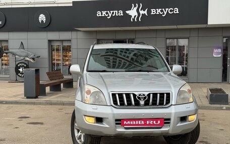 Toyota Land Cruiser Prado 120 рестайлинг, 2004 год, 1 800 000 рублей, 11 фотография