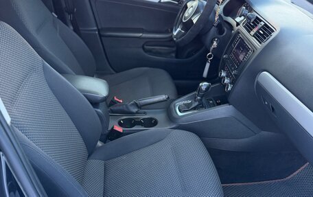 Volkswagen Jetta VI, 2012 год, 1 099 999 рублей, 18 фотография