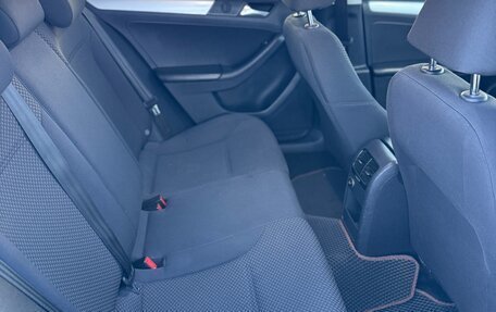 Volkswagen Jetta VI, 2012 год, 1 099 999 рублей, 19 фотография