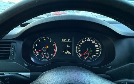 Volkswagen Jetta VI, 2012 год, 1 099 999 рублей, 23 фотография