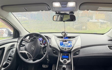 Hyundai Elantra V, 2012 год, 1 150 000 рублей, 5 фотография