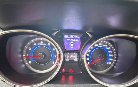 Hyundai Elantra V, 2012 год, 1 150 000 рублей, 8 фотография