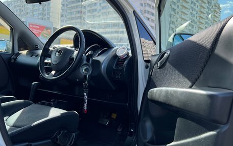 Honda Fit III, 2002 год, 499 000 рублей, 16 фотография