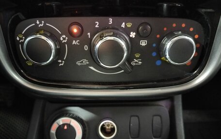 Renault Duster I рестайлинг, 2013 год, 830 000 рублей, 17 фотография