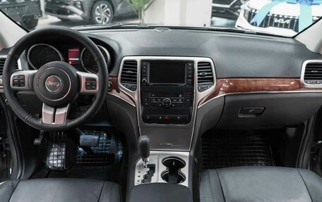 Jeep Grand Cherokee, 2012 год, 1 995 000 рублей, 9 фотография