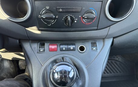 Peugeot Partner II рестайлинг 2, 2012 год, 420 000 рублей, 26 фотография