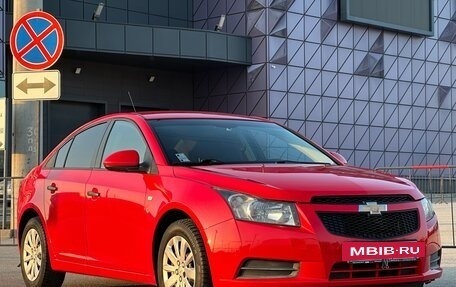 Chevrolet Cruze II, 2012 год, 747 000 рублей, 2 фотография