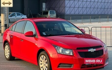 Chevrolet Cruze II, 2012 год, 747 000 рублей, 3 фотография