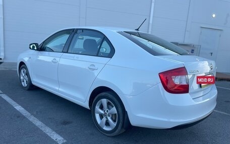 Skoda Rapid I, 2014 год, 1 300 000 рублей, 4 фотография