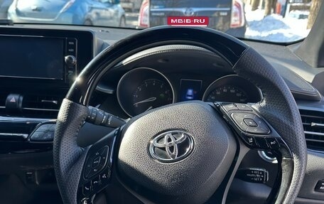 Toyota C-HR I рестайлинг, 2017 год, 1 680 000 рублей, 4 фотография