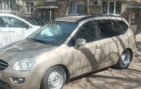 KIA Carens III (RP), 2008 год, 560 000 рублей, 2 фотография