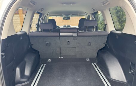 Toyota Land Cruiser Prado 150 рестайлинг 2, 2016 год, 4 550 000 рублей, 12 фотография