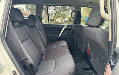 Toyota Land Cruiser Prado 150 рестайлинг 2, 2016 год, 4 550 000 рублей, 10 фотография