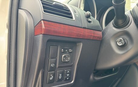 Toyota Land Cruiser Prado 150 рестайлинг 2, 2016 год, 4 550 000 рублей, 16 фотография