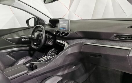 Peugeot 3008 II, 2017 год, 2 095 000 рублей, 12 фотография