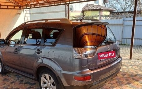 Mitsubishi Outlander III рестайлинг 3, 2010 год, 1 189 000 рублей, 6 фотография