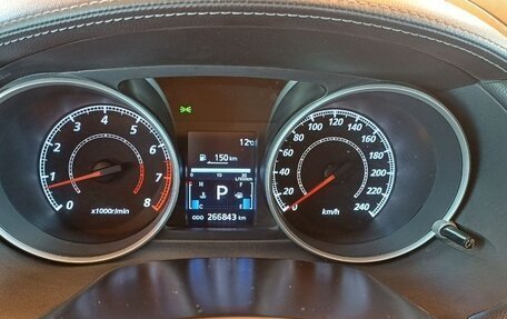 Mitsubishi Outlander III рестайлинг 3, 2010 год, 1 189 000 рублей, 13 фотография