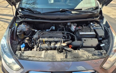 Hyundai Solaris II рестайлинг, 2014 год, 950 000 рублей, 3 фотография