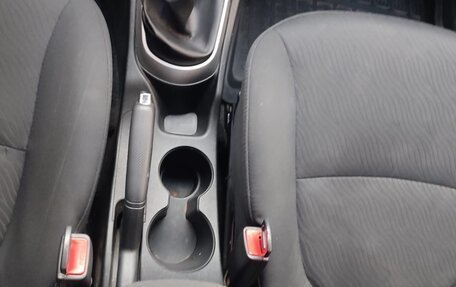 Hyundai Solaris II рестайлинг, 2013 год, 890 000 рублей, 8 фотография