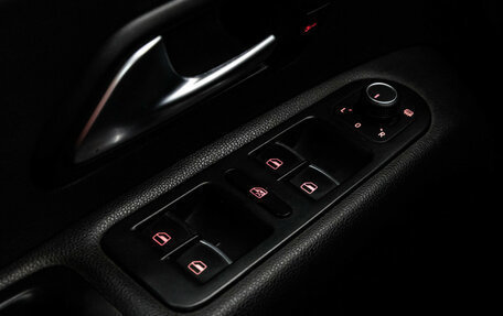 Volkswagen Amarok I рестайлинг, 2019 год, 2 700 000 рублей, 20 фотография