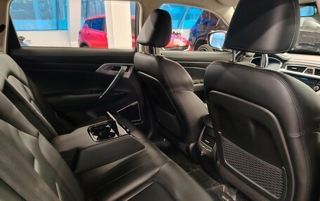 Geely Atlas I, 2018 год, 1 590 000 рублей, 8 фотография