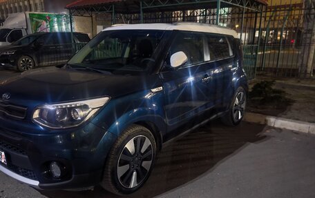 KIA Soul II рестайлинг, 2017 год, 1 400 000 рублей, 1 фотография