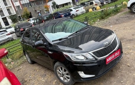 KIA Rio III рестайлинг, 2013 год, 530 000 рублей, 1 фотография