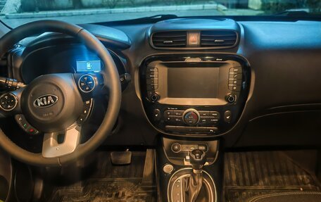 KIA Soul II рестайлинг, 2017 год, 1 400 000 рублей, 2 фотография