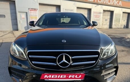 Mercedes-Benz E-Класс, 2019 год, 3 650 000 рублей, 2 фотография