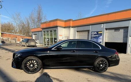 Mercedes-Benz E-Класс, 2019 год, 3 650 000 рублей, 14 фотография