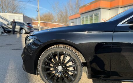 Mercedes-Benz E-Класс, 2019 год, 3 650 000 рублей, 22 фотография