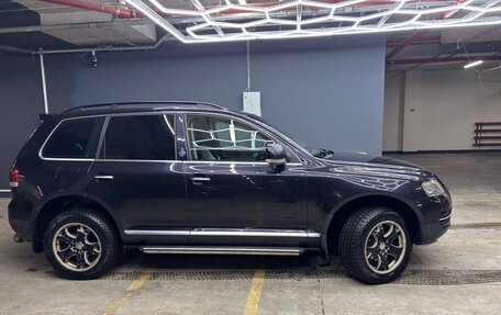 Volkswagen Touareg III, 2006 год, 750 000 рублей, 3 фотография