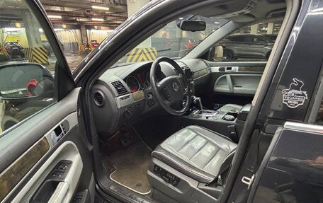 Volkswagen Touareg III, 2006 год, 750 000 рублей, 10 фотография