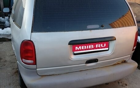 Chrysler Voyager III, 1999 год, 198 000 рублей, 3 фотография