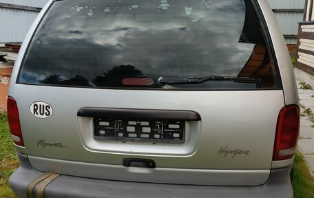 Chrysler Voyager III, 1999 год, 198 000 рублей, 13 фотография