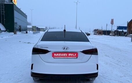 Hyundai Solaris II рестайлинг, 2021 год, 1 300 000 рублей, 7 фотография